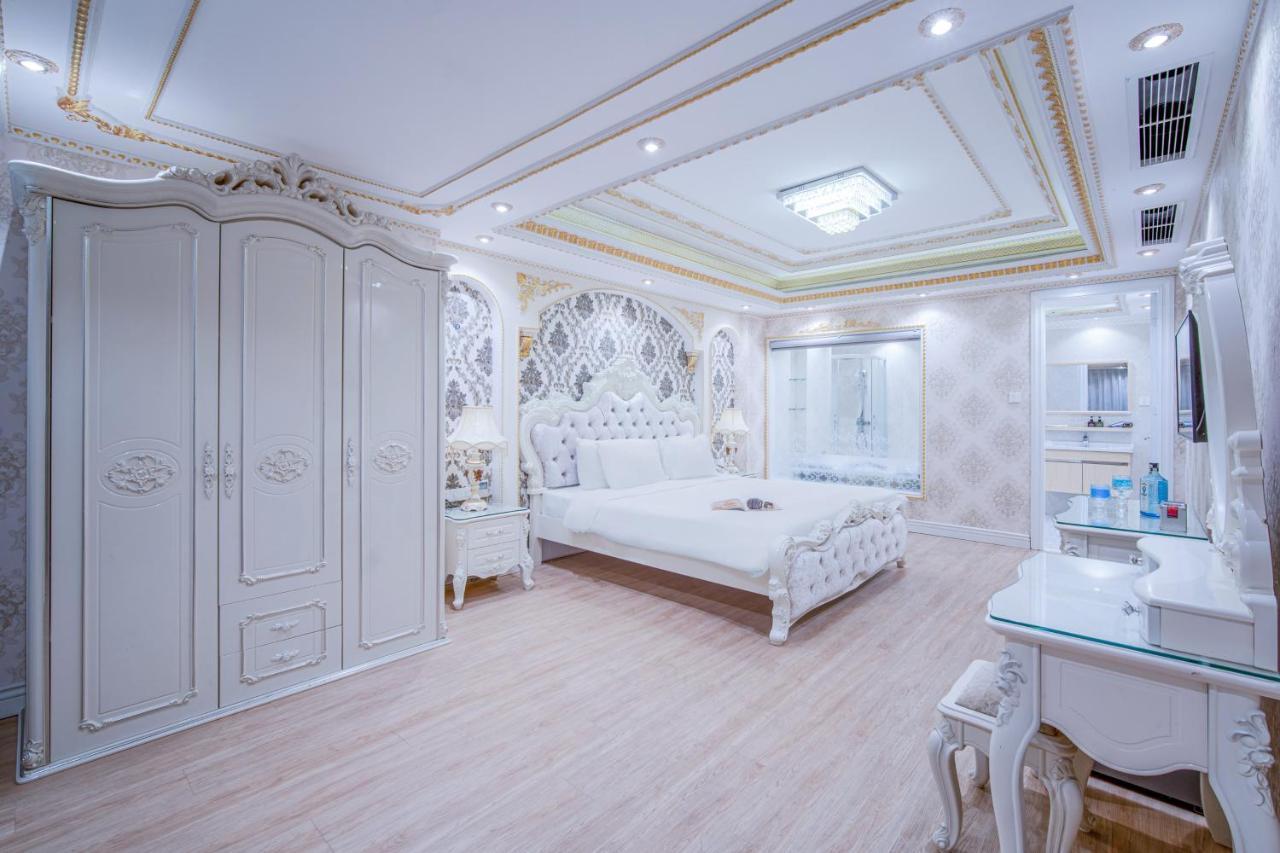Royal Beach Hotel By Thg Ντα Νανγκ Εξωτερικό φωτογραφία