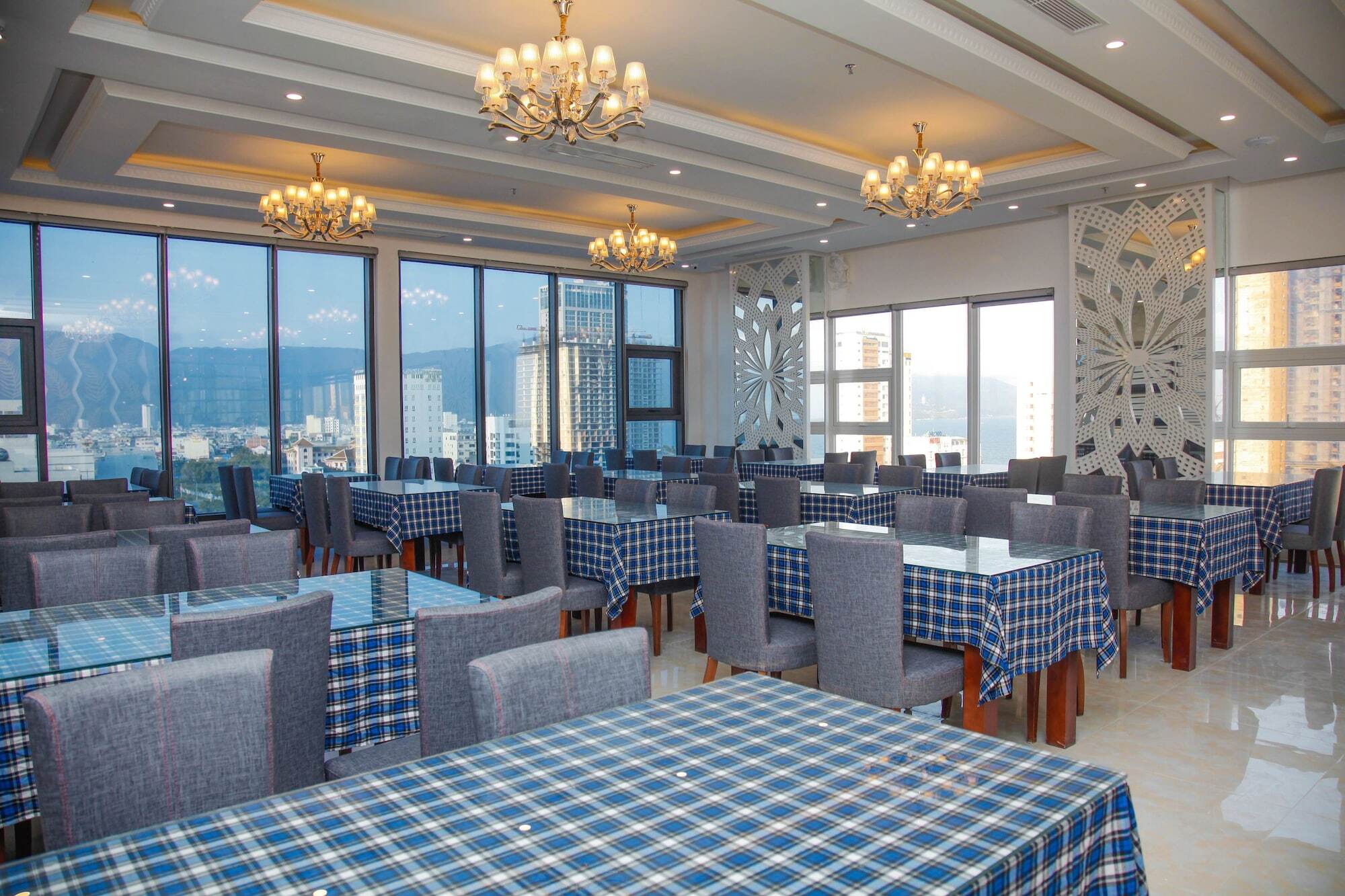 Royal Beach Hotel By Thg Ντα Νανγκ Εξωτερικό φωτογραφία